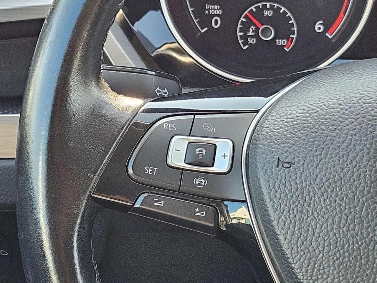 Volkswagen Touran 1.6 TDI 115 CV SCR DSG Comfortline