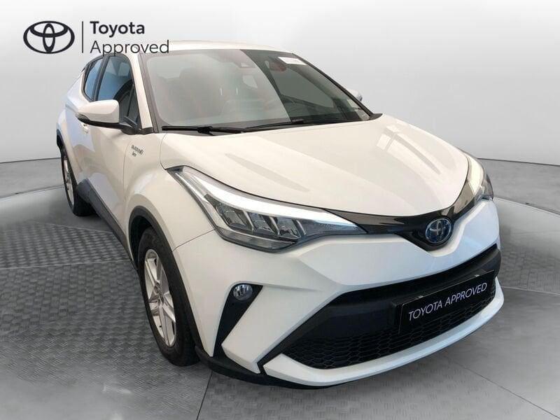 Toyota C-HR (2023-->) 1.8 HV Active