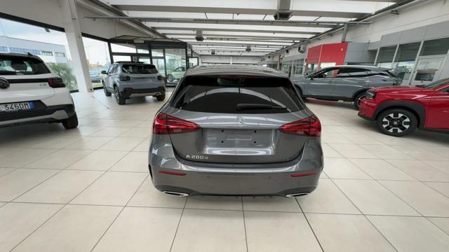 MERCEDES-BENZ A 200 d Automatic AMG Line Advanced