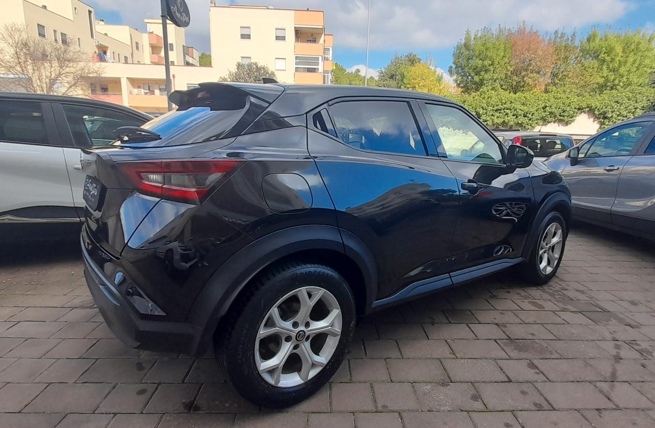 Nissan Juke 1.0 DIG-T 114 CV N-Connecta