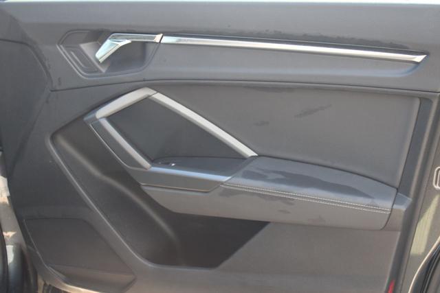 AUDI Q3 SPB 35 TDI quattro S tronic Identity Black