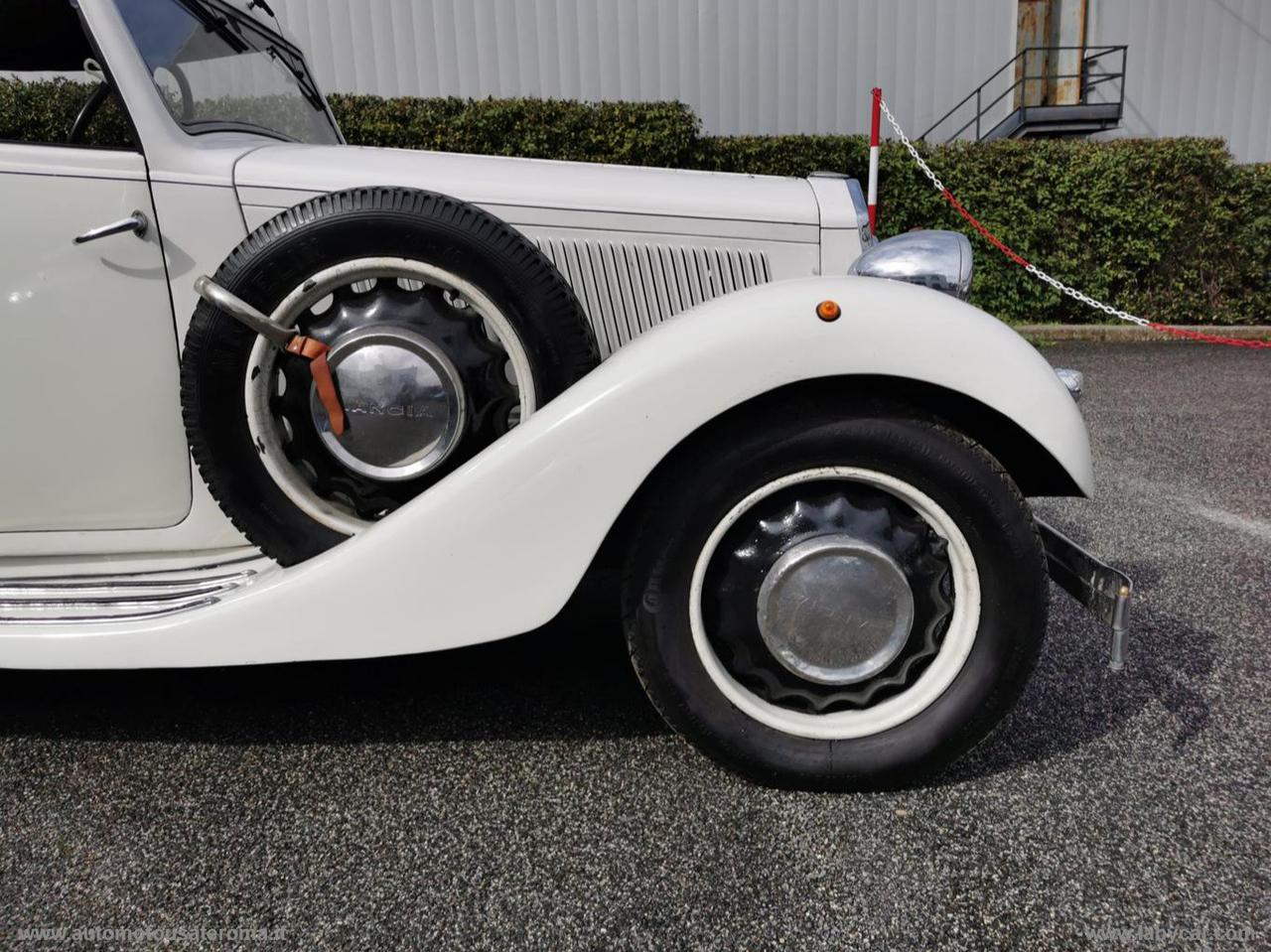 LANCIA ARTENA TARGATA ROMA OMOLOGATO 9 POSTI