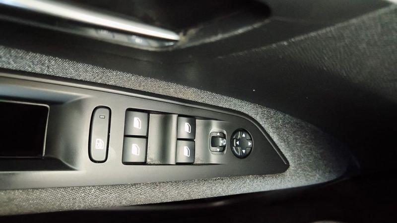 Peugeot 3008 BlueHDI 130 EAT8 S&S Business