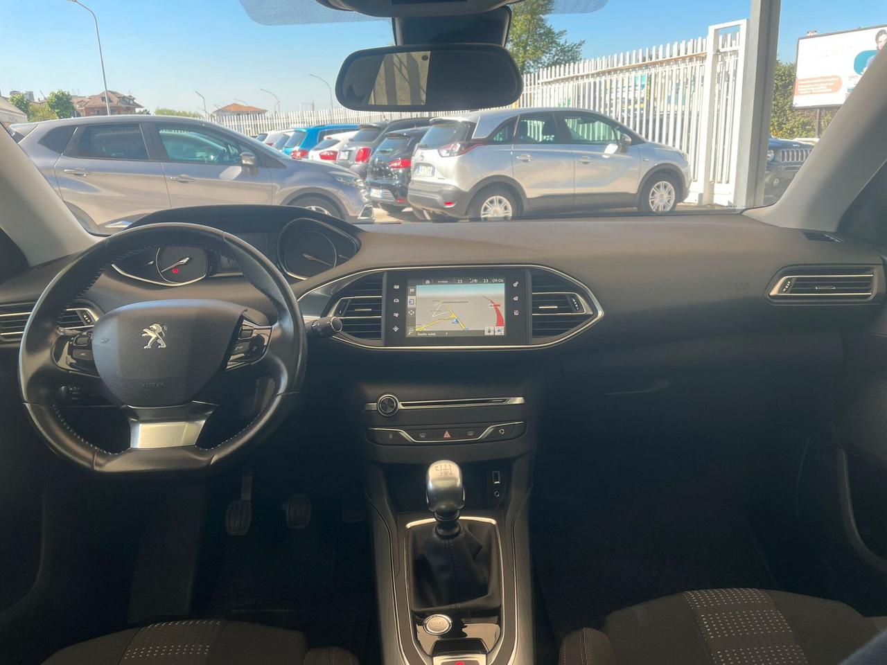 Peugeot 308 BlueHDi 120 S&S Allure