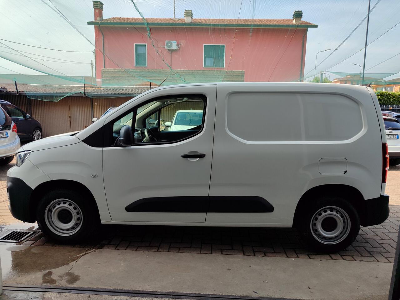 Peugeot Partner BlueHDi 75 L1 Furgone Pro