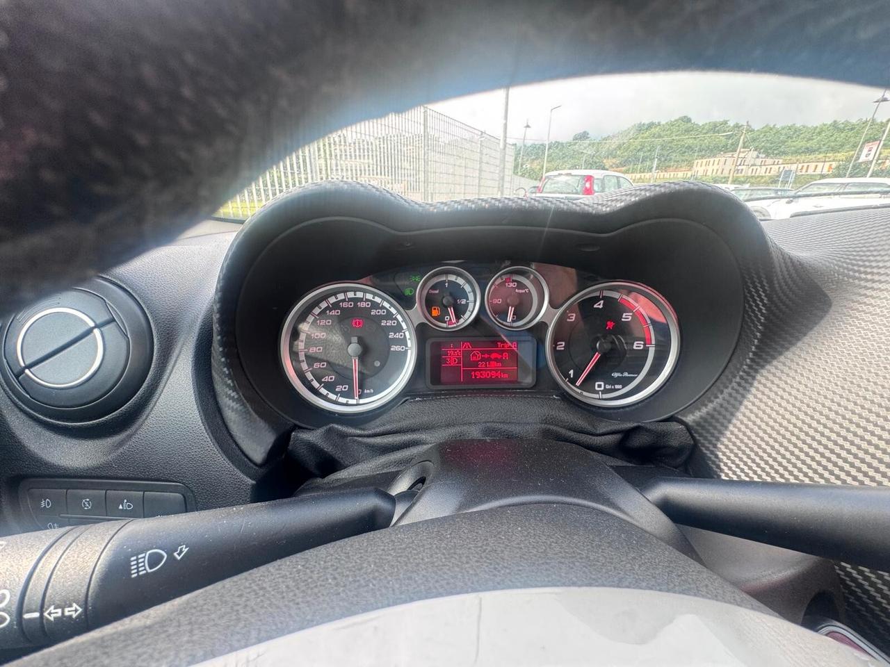 Alfa Romeo MiTo 1.3 JTDm-2 95 CV S&S Distinctive Sport Pack