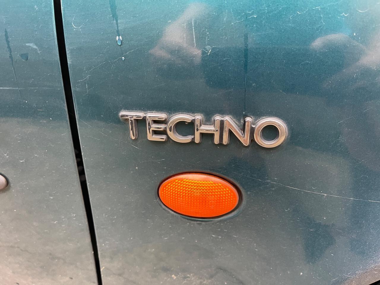 FORD FIESTA TECHNO1.2 BENZINA CLIMA SERVOSTERZO