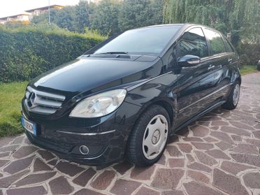 Mercedes-benz B 200 CDI Sport neopatentati premium