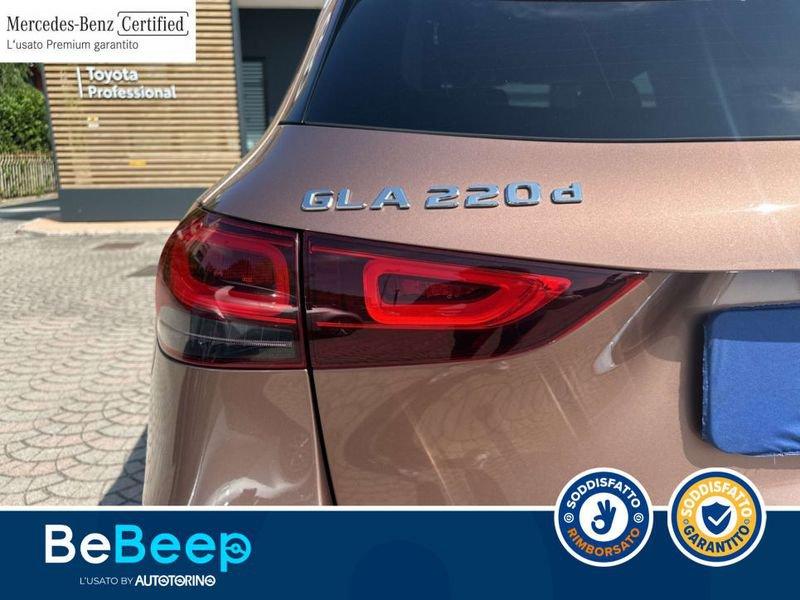 Mercedes-Benz GLA 220 D PREMIUM AUTO