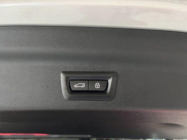 BMW X1 sDrive 20i Msport "19 M sport Pro /Navi/Pelle/Harm