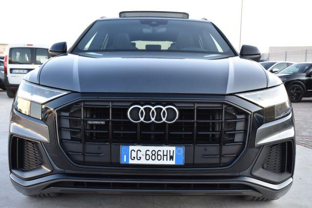 AUDI Q8 50 TDI 286 CV quattro tiptronic Sport *TETTUCCIO*