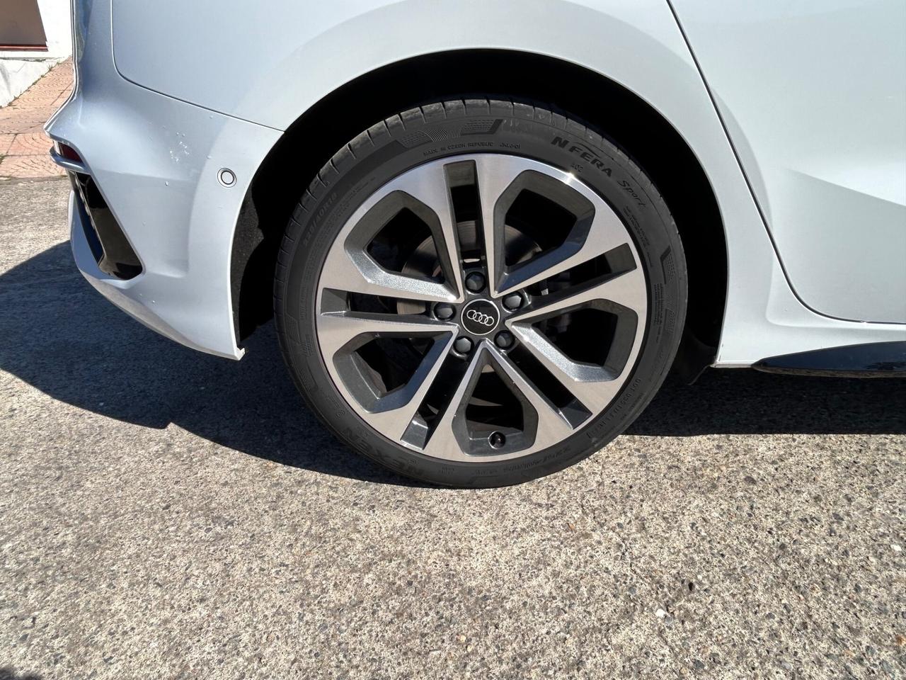 Audi A3 SPB 40 TDI quattro S tronic Business Advanced