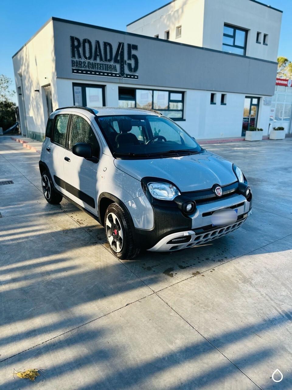 Fiat panda city Cross 1.2 benz - 2019