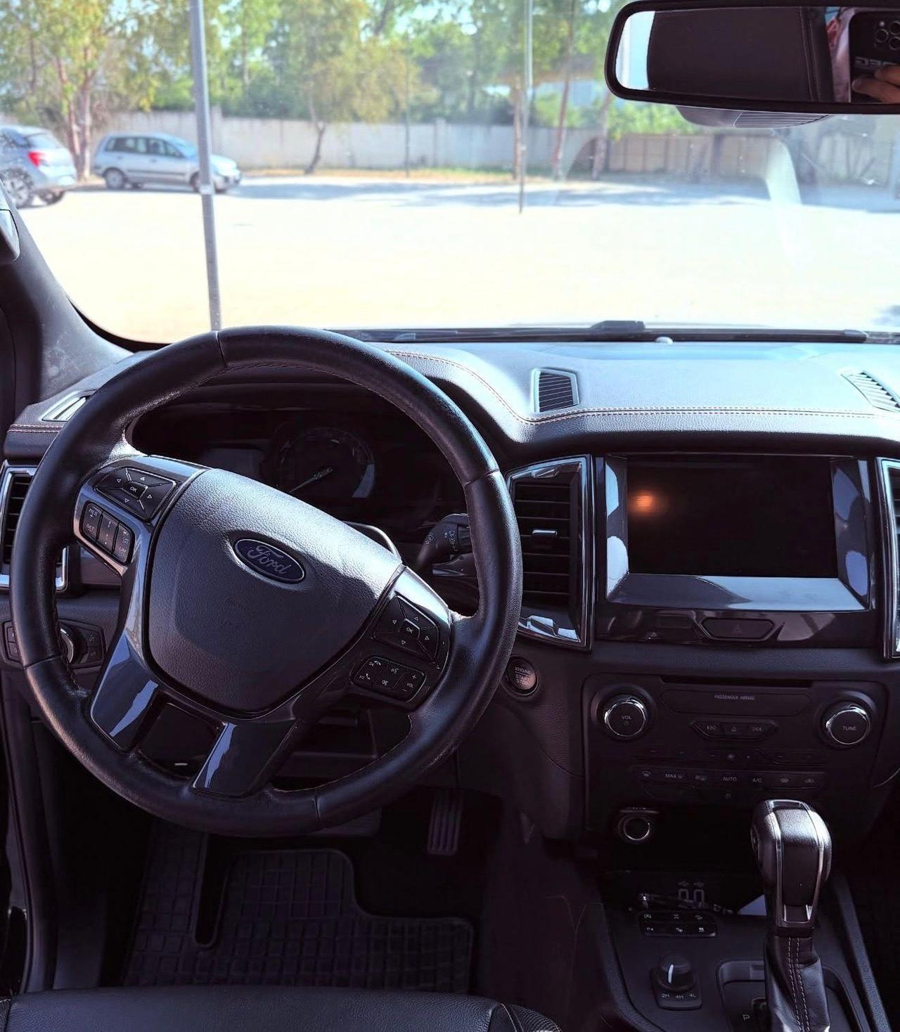 Ford Ranger 2.0 TDCi 213CV DC Wildtrak 5 posti