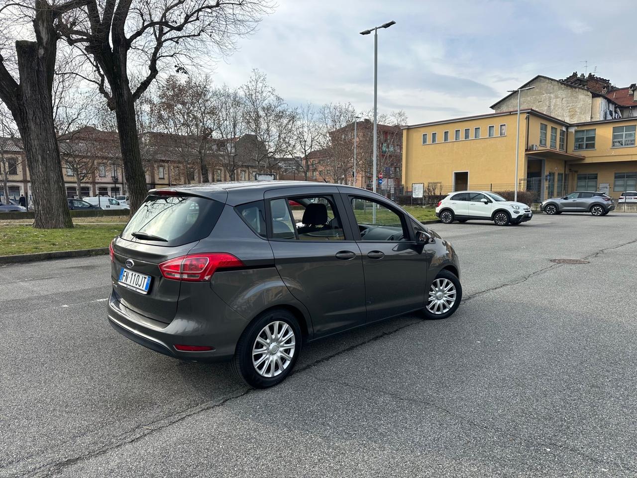 Ford B-Max 1.4 90 CV GPL della casa euro 6 pochi km