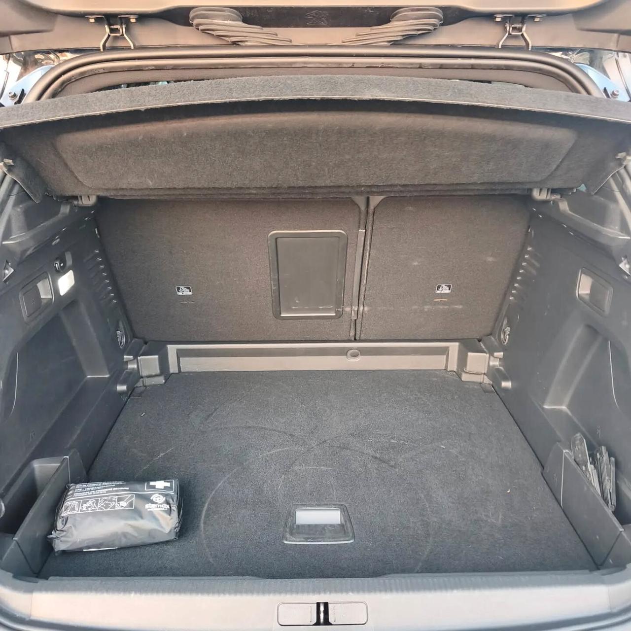 Peugeot 3008 GTLINE CAMBIO AUTOMATICO
