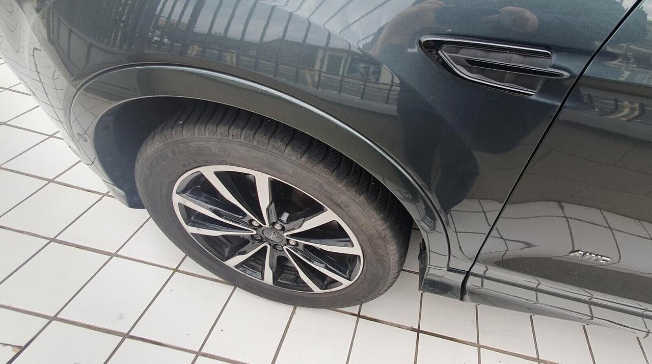 Ford Kuga 2.0 TDCI 150 CV 4WD Powershift ST-Line F1