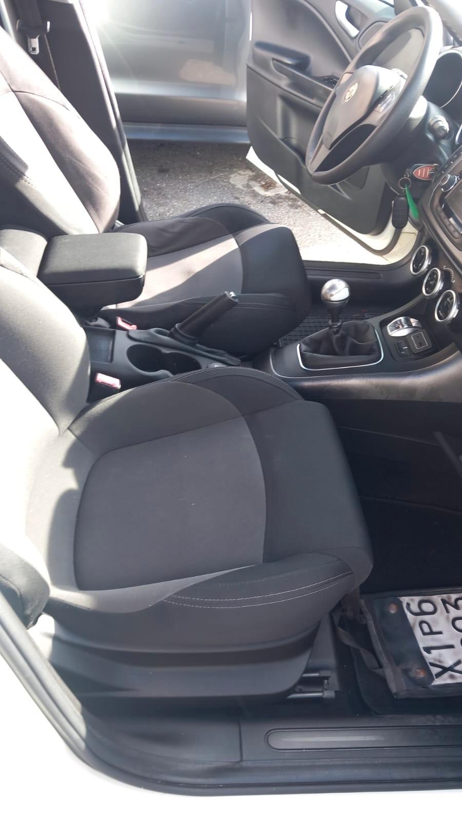 Alfa Romeo Giulietta 1.4 Turbo MultiAir TCT Distinctive