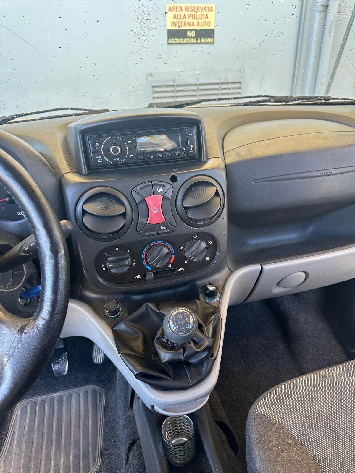 Fiat Doblo Doblò 1.6 16V Natural Power Active