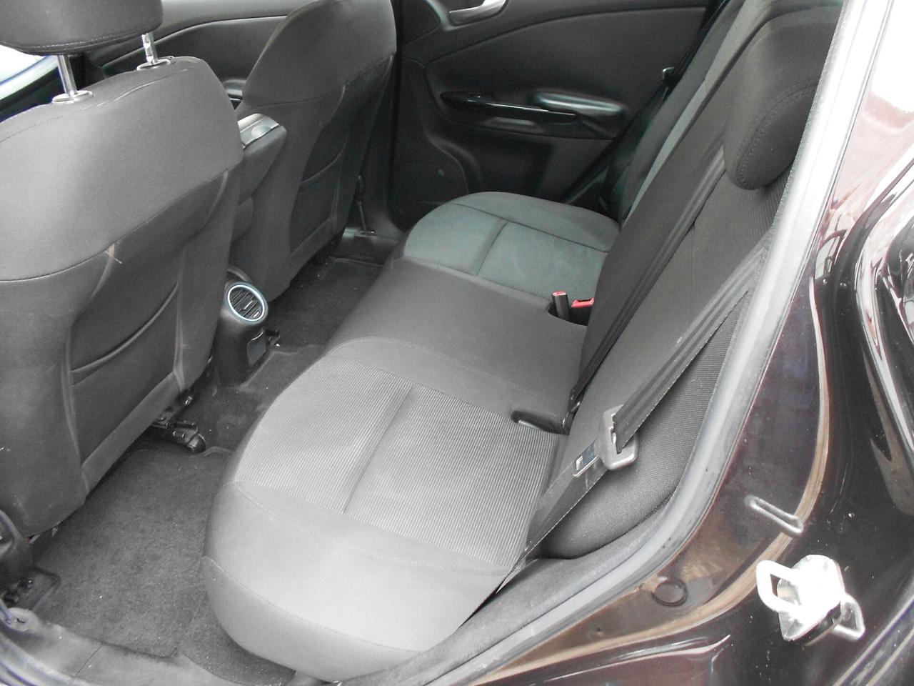 Alfa Romeo Giulietta 1.6 JTDm-2 105 CV Distinctive