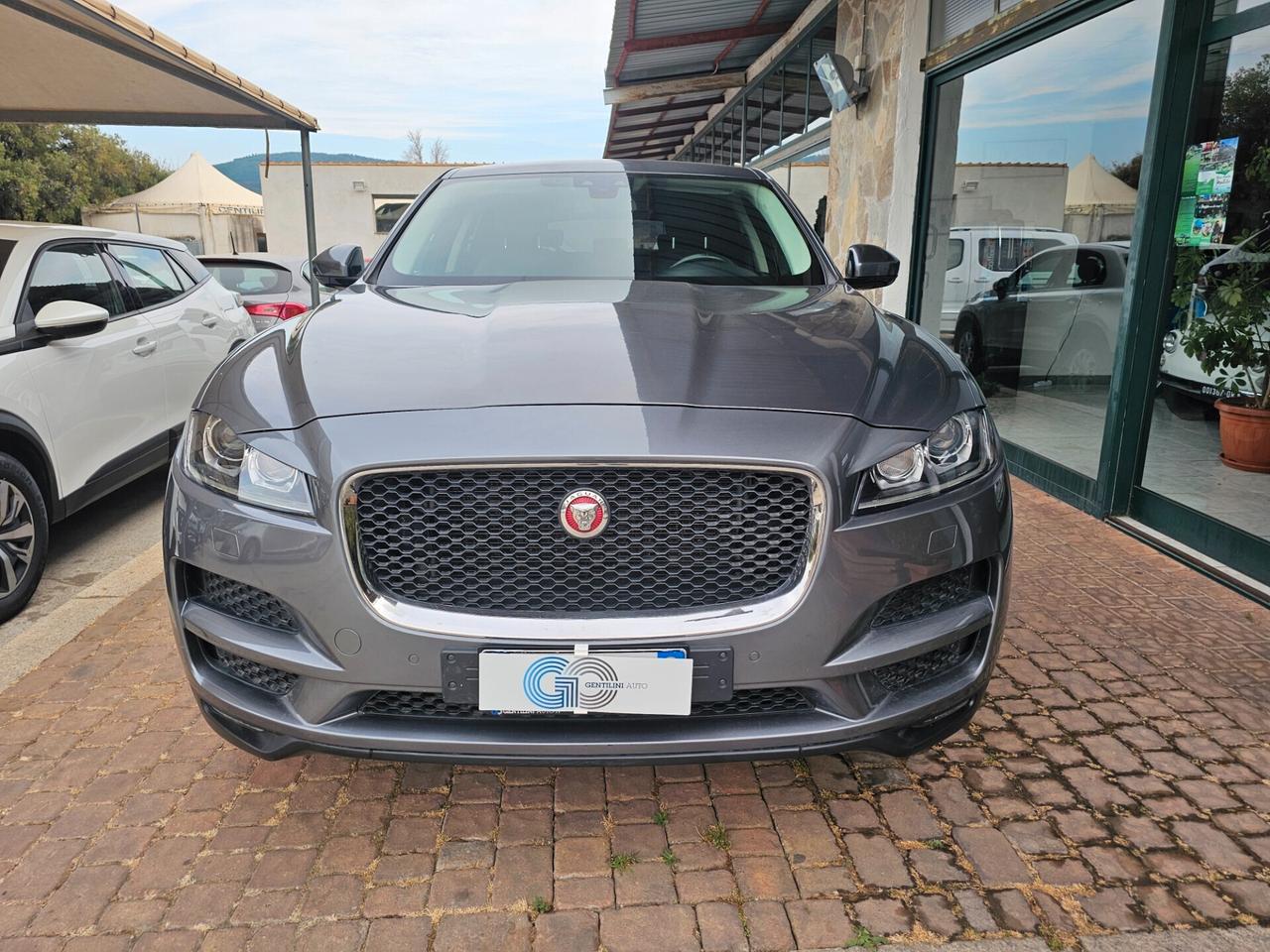 Jaguar F-Pace 2.0 D 180 CV AWD Prestige