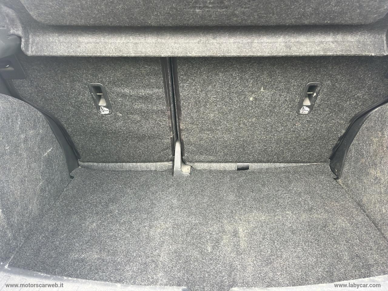 NISSAN Micra IG-T 92 5p. Tekna