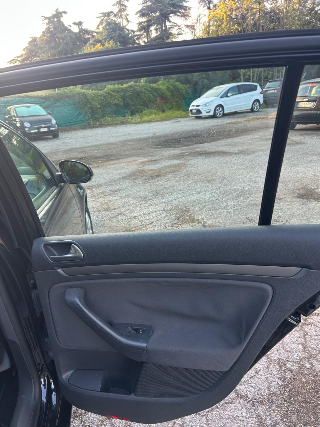 Volkswagen Golf 1.6 5p. Comfortline