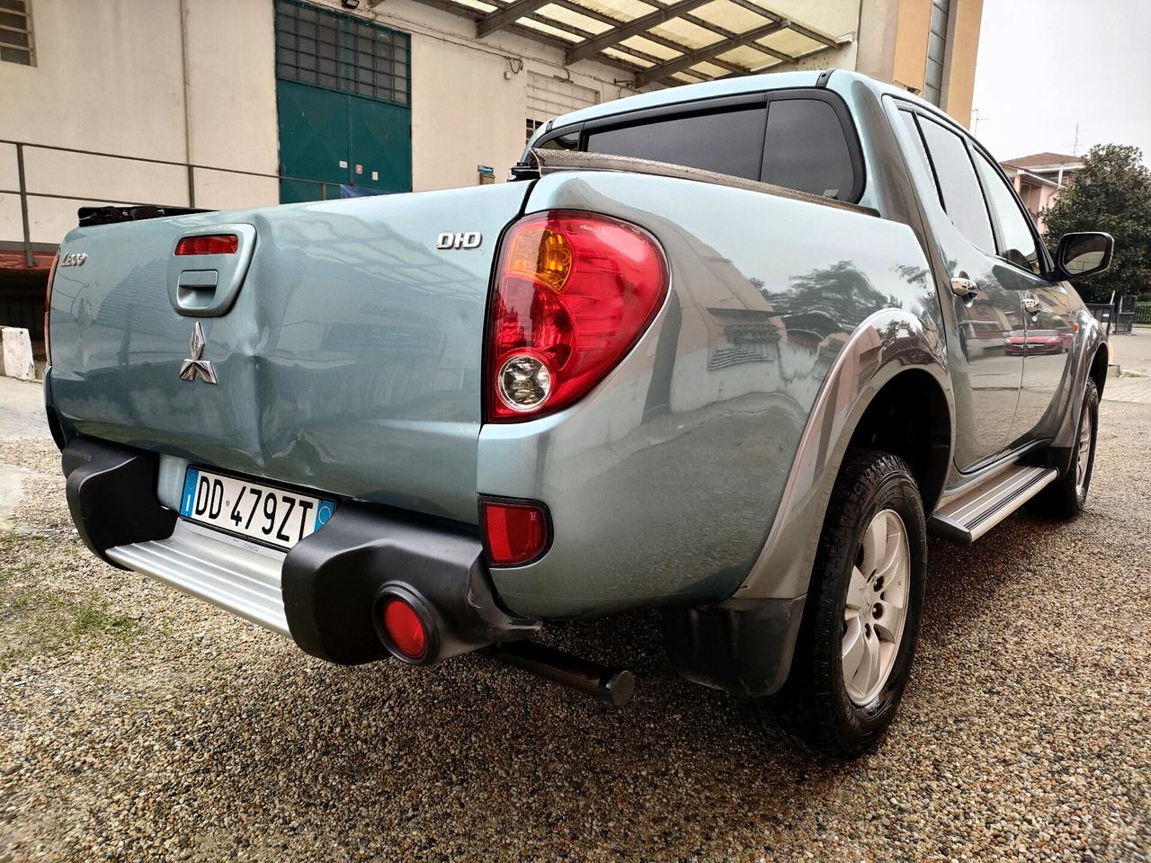 Mitsubishi L200 2.5 DI-D/136CV Double Cab Intense