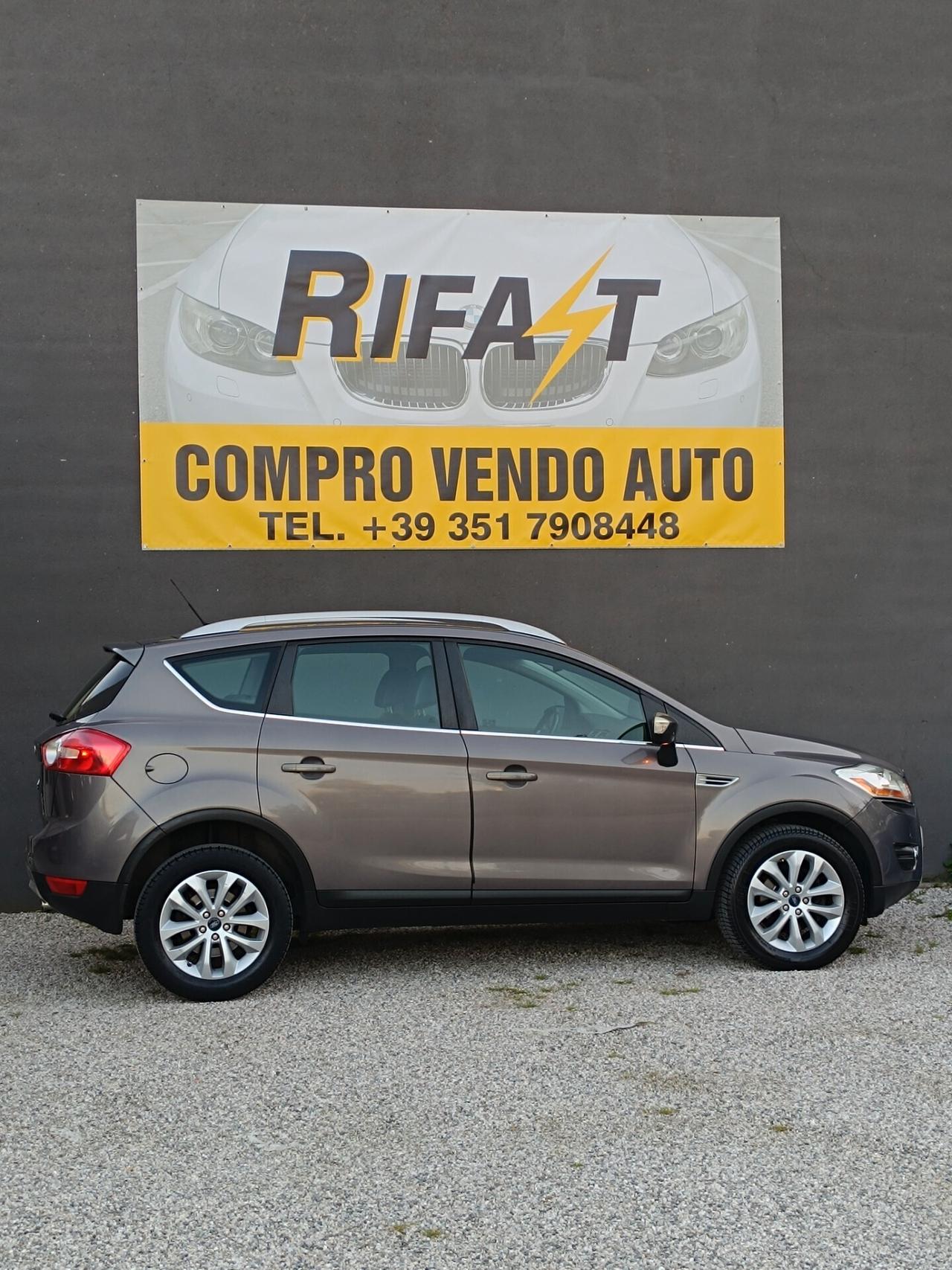 Ford Kuga 2.0 TDCI 4x4 Powershift Titanium
