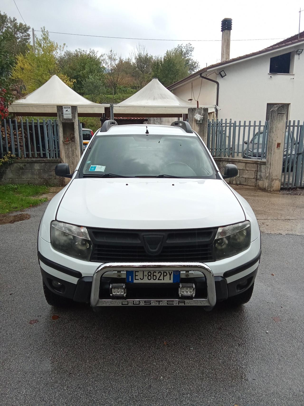 Dacia Duster 1.6 110CV 4x4 GPL 011