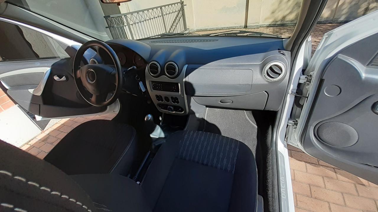 Dacia trasporto disabili pianale ribassato