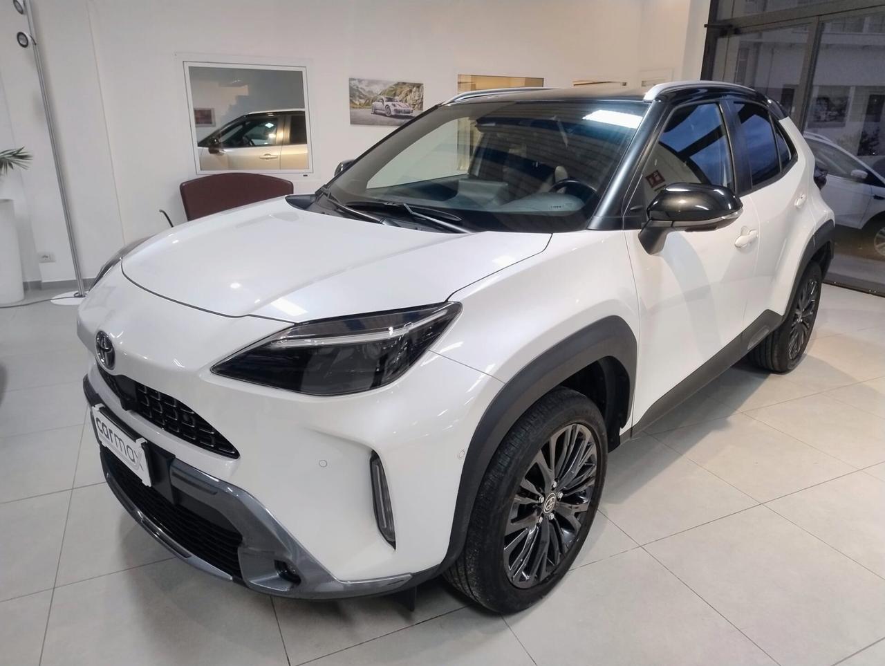 Toyota Yaris Cross 1.5 Hybrid 5p. E-CVT AWD-i Adventure