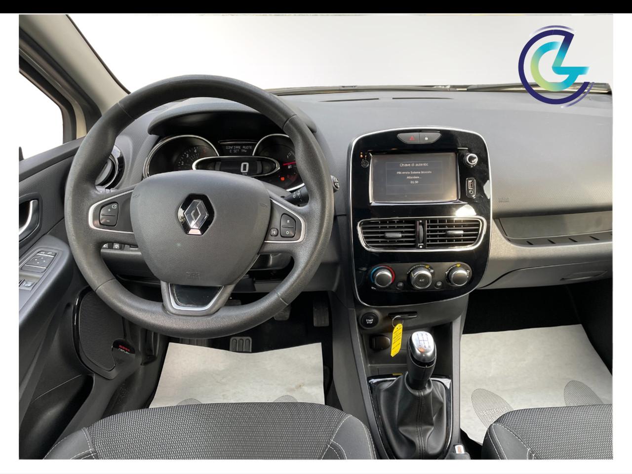 RENAULT Clio IV 2017 - Clio 1.5 dci energy Life 75cv