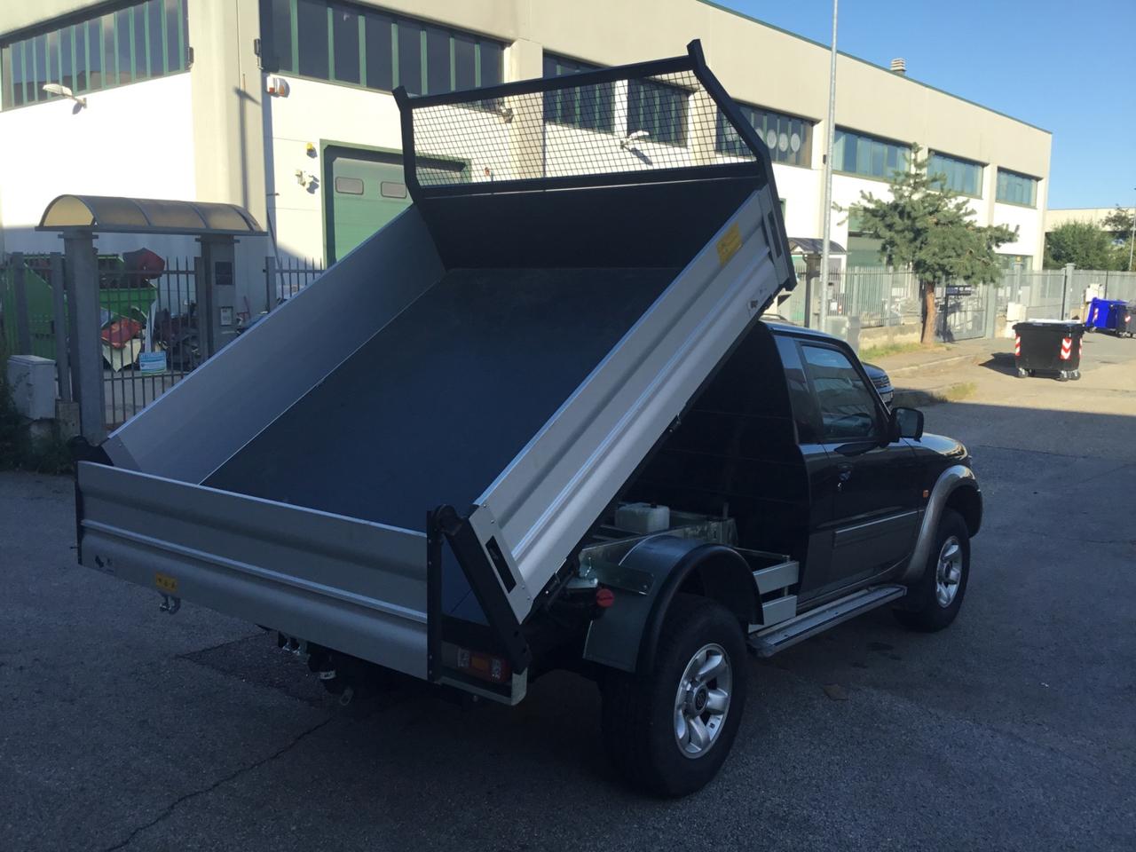 Nissan Patrol GR 3.0 TD passo lungo pik up cassone ribaltabile