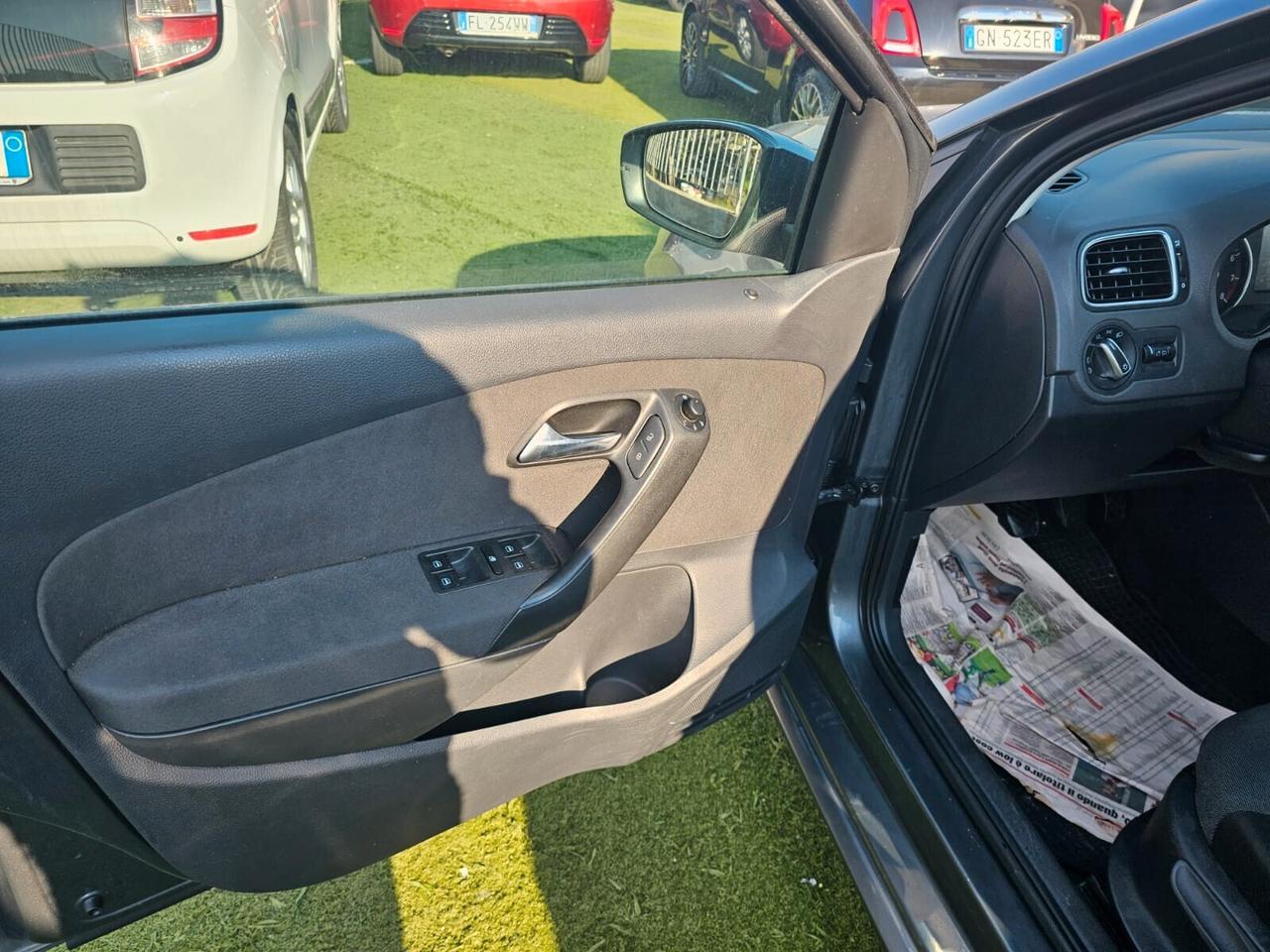 Volkswagen Polo 1.4 5 porte Highline