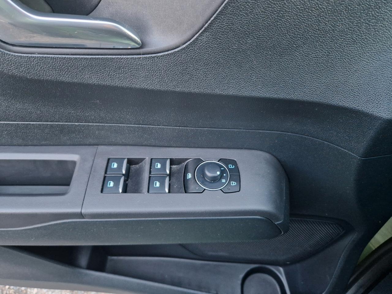 Ford Tourneo Courier 1.0 125CV "46.400 km" Carplay, Telecamera, Sensori