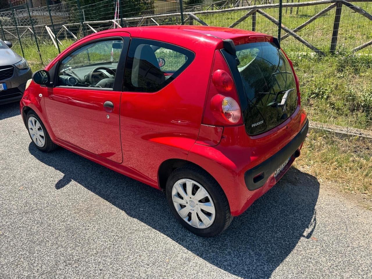 Peugeot 107 1.0 68CV 3p. Plaisir
