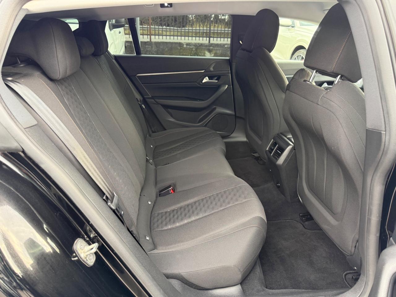 Peugeot 508 BlueHDi 160 Stop&Start EAT8 SW Business