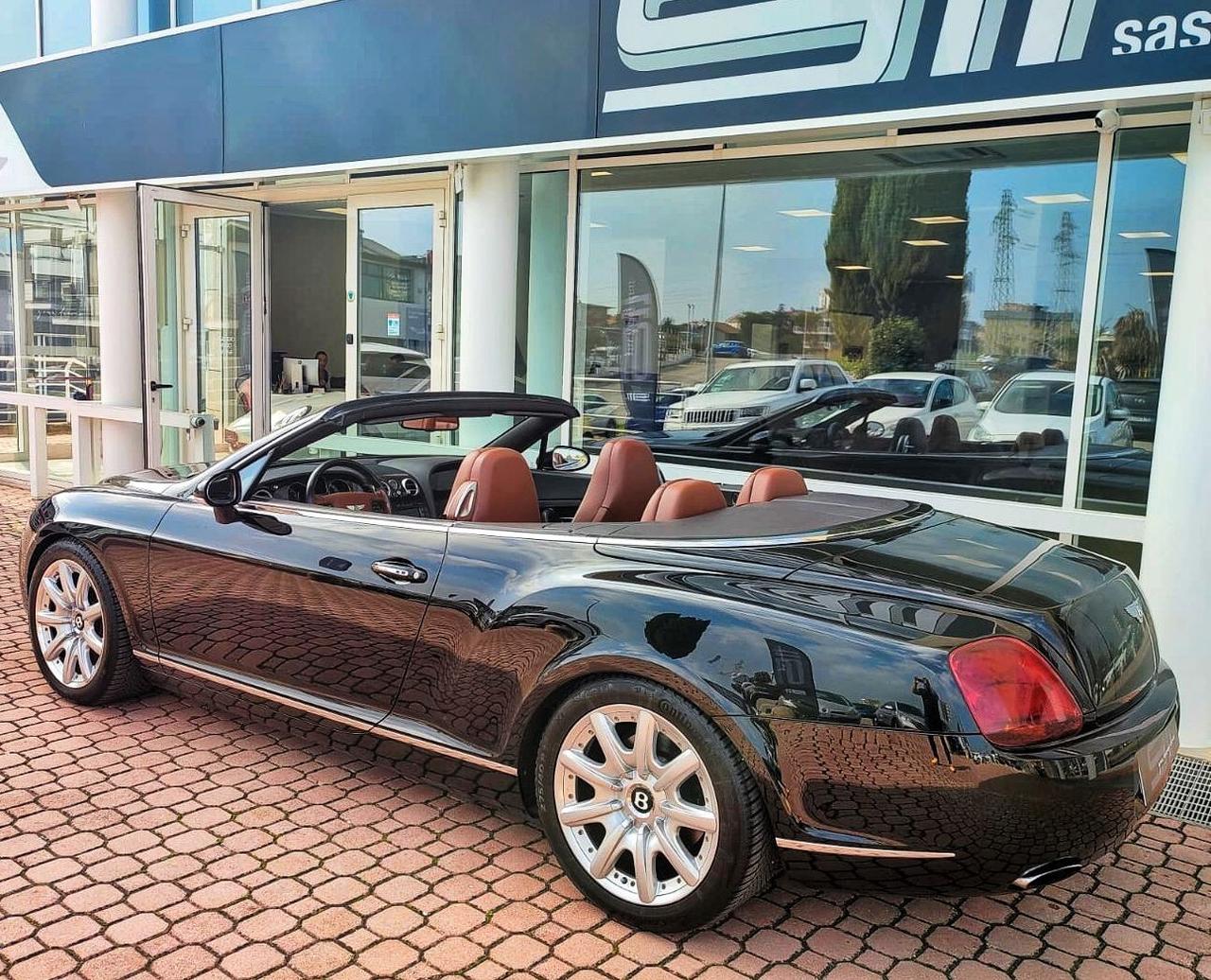 Bentley Continental GTC