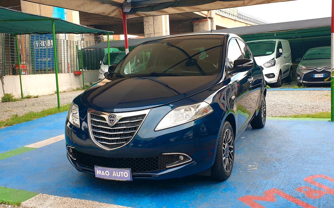LANCIA YPSILON 1.2 BENZ/G.P.L BOMBOLA. VALIDA 2035