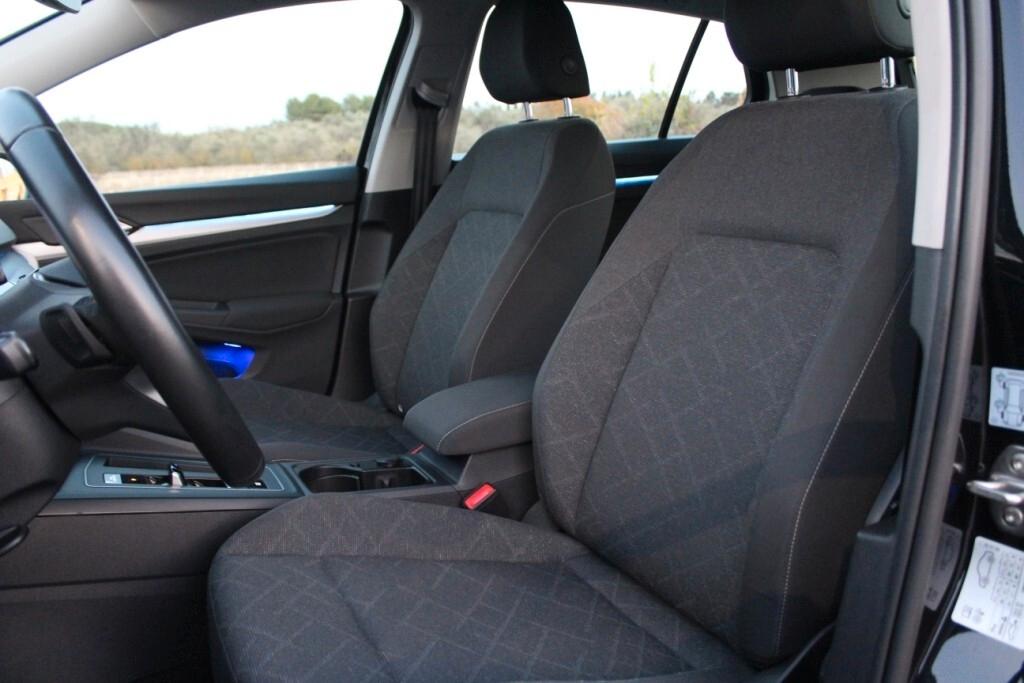 VOLKSWAGEN Golf 2.0 TDI DSG 115cv *Luci Ambiente *FULL LED