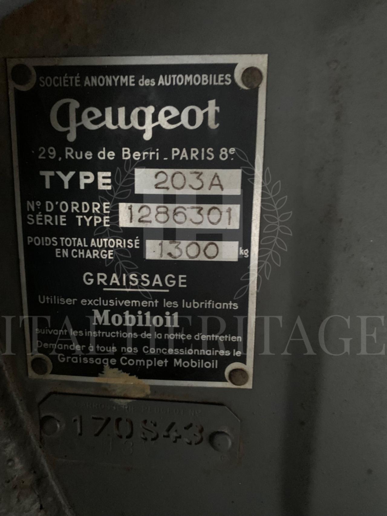 Peugeot 203A Deluxe