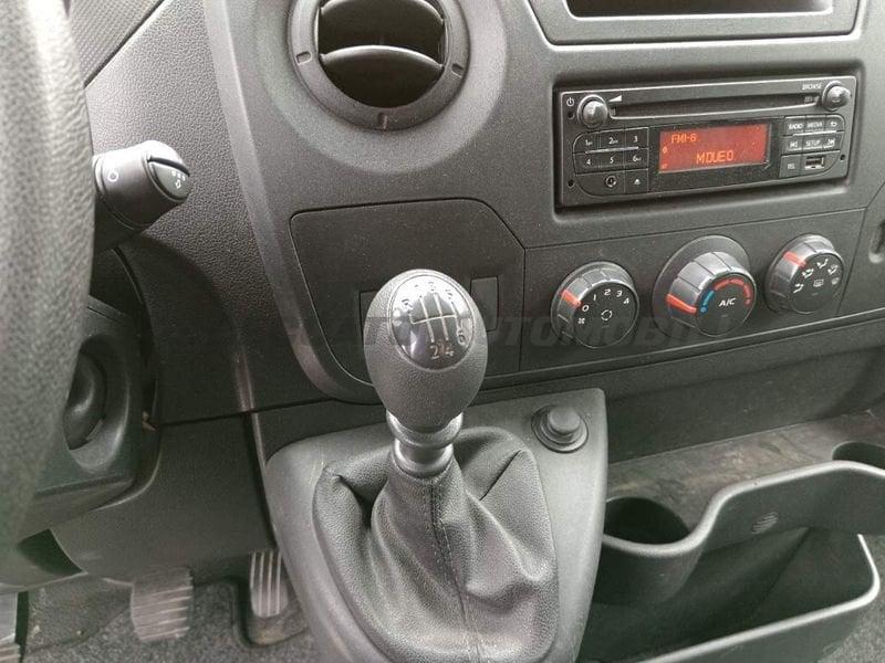 Nissan NV400 NV400 35 2.3 dCi 130CV PL-TA Furgone