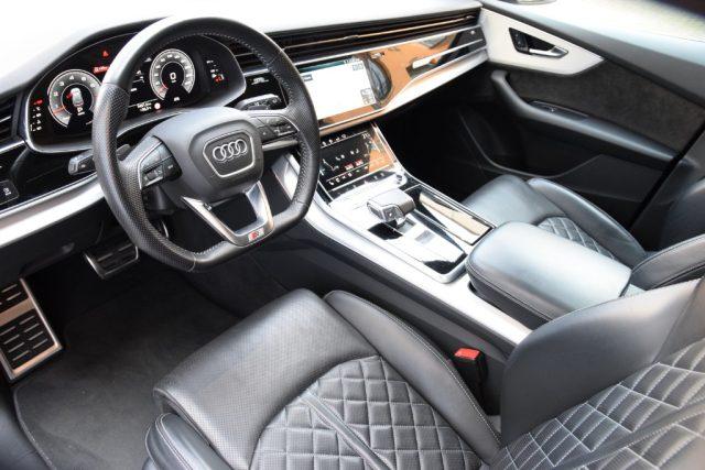 AUDI Q8 55 TFSI quattro tiptronic (Tetto/23"/quadzone)FULL
