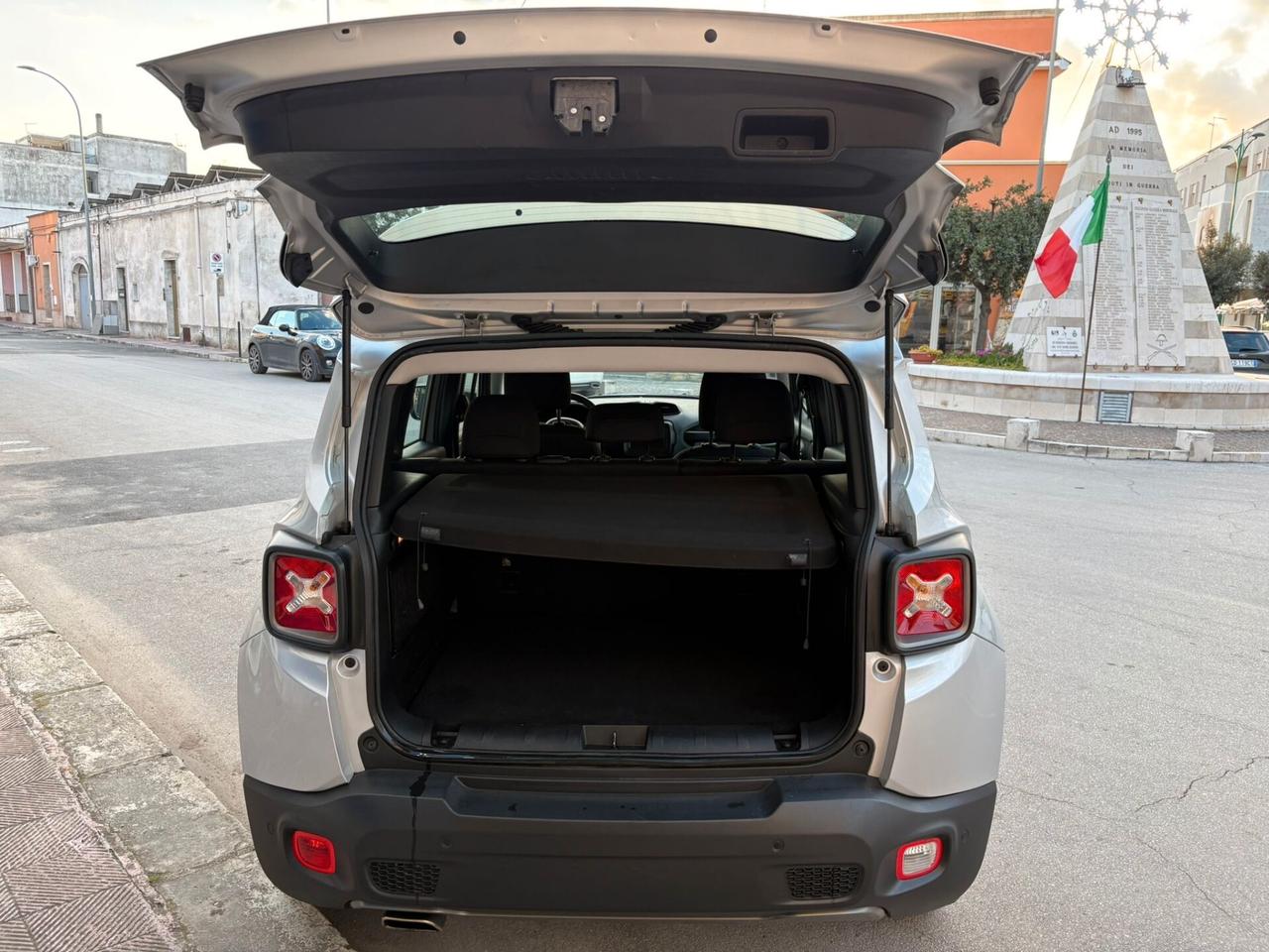 JEEP RENEGADE 1.6 MJT 130CV 2021 TUTTA TAGLIANDATA JEEP COMPRESA DISTRIBUZIONE