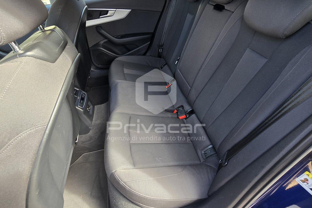 AUDI A4 Avant 40 TDI quattro S tronic S line edition