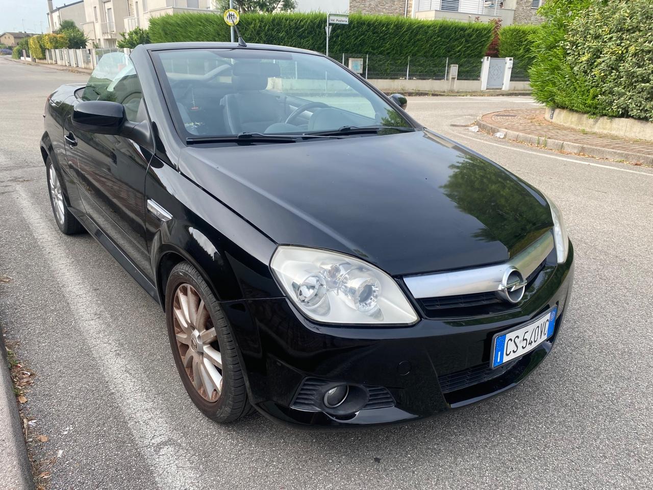 Opel Tigra TwinTop 1.4 16V Sport