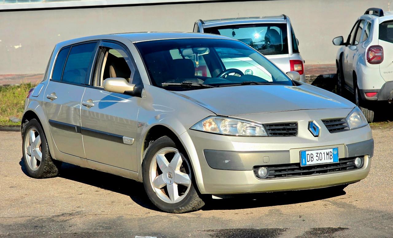 Renault Megane Mégane 1.5 dCi 110CV Dynamique