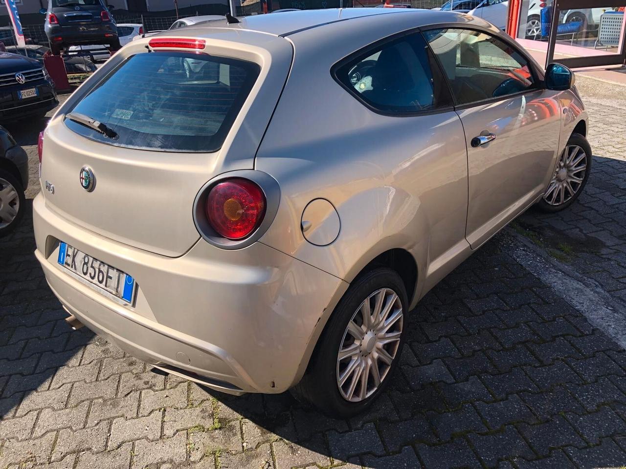 Alfa Romeo MiTo 1.4 8V ADATTA PER NEOPATENTATI CON GARANZIA 12 MESI E POSSIBILITA' DI ESTENSIONE FINO A 36 MESI!!!