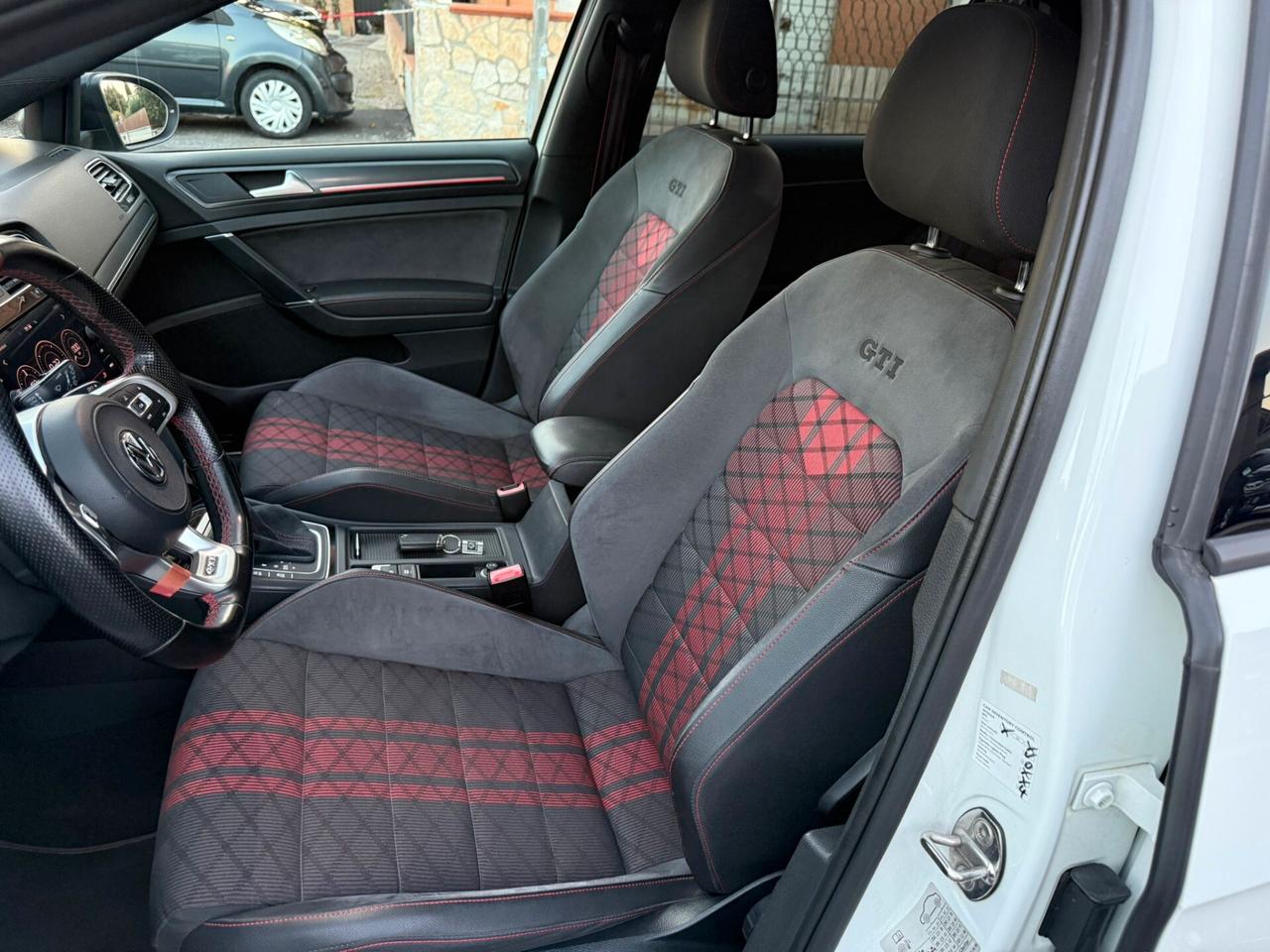 Volkswagen Golf GTI 2.0 TSI TCR DSG 5p. - Tutto incluso - Superprezzo